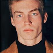 Joven estudiante que hizo la selectividad y actualmente ofrece ayuda en todo tipo de asignaturas, sobre todo lengua castellana que es una asignatura que me apasiona